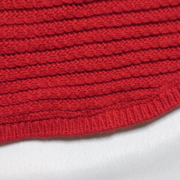 NEW YORK & COMPANY womens SWEATER holiday V-NECK cable TUNIC red SIZE L - Picture 2 of 8